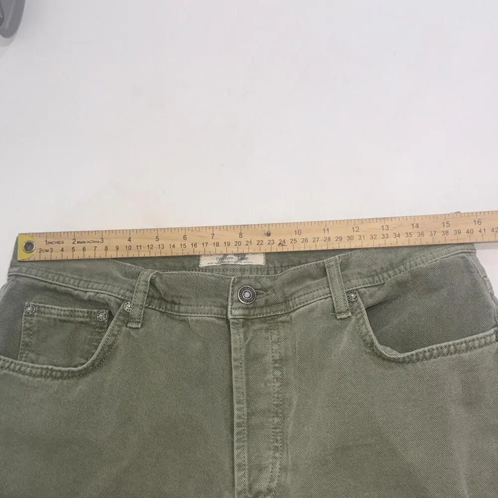 Free People We The Free Maggie Jeans Distressed Ripped Green Frayed Hem Size‎ 29